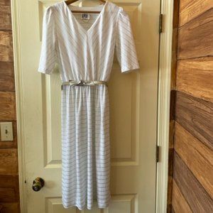 PBJ Vintage dress, white with sparkly silver lines, size 9, 70s.